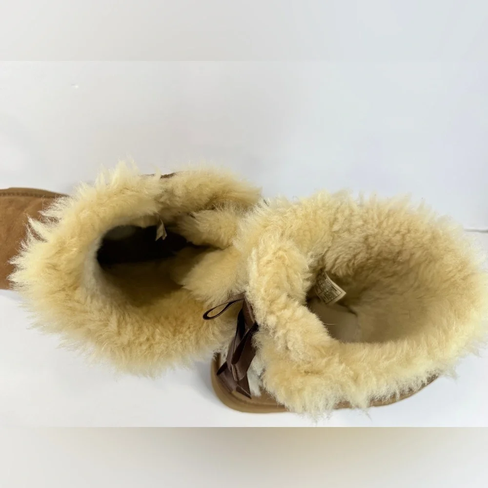 UGG Bailey Bow II Chestnut Sheepskin Boots Women 6 Classic Winter Cozy